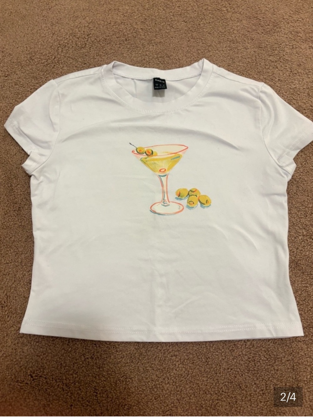 3 for $14 SHEIN White Short Sleeve Tee with Martini & Olive Print size small